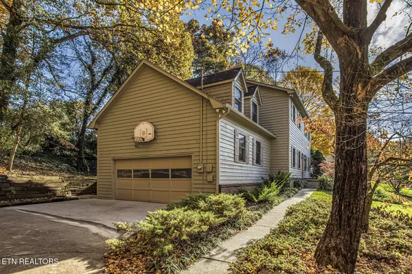 Knoxville, TN 37934,212 Woodland Trace DR