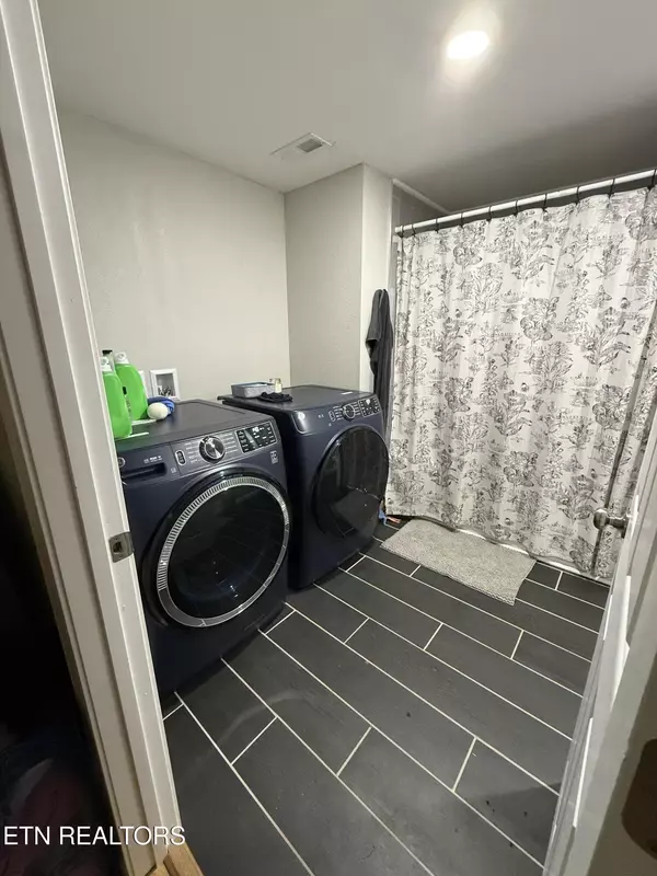 Kingston, TN 37763,309 Hobson Rd