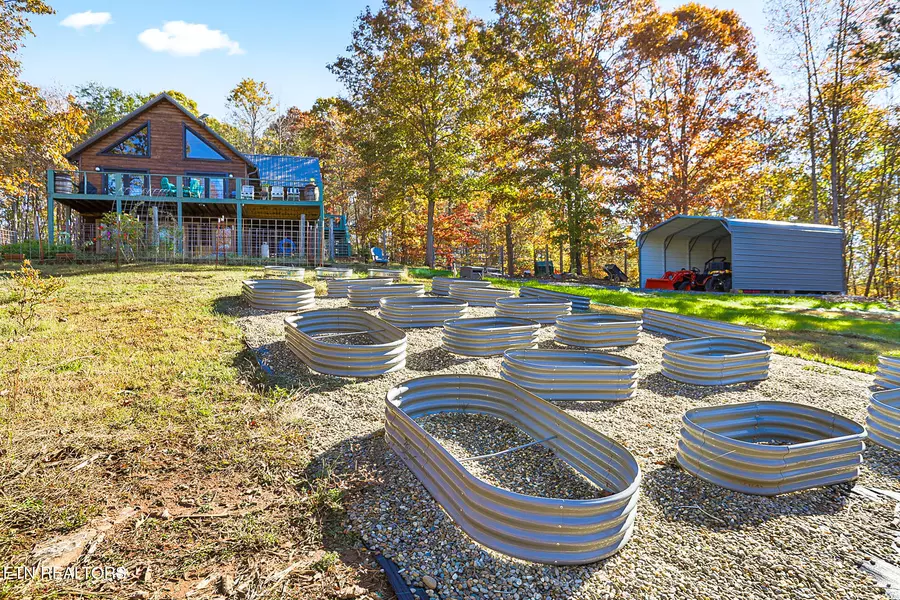 3201 Ballplay Rd, Madisonville, TN 37354