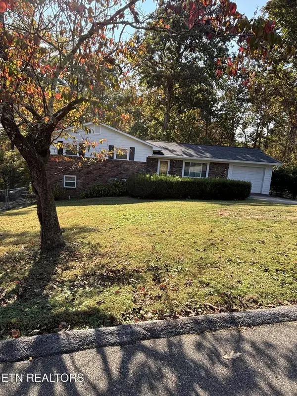 Knoxville, TN 37920,1728, 1724 Lavendale CIR