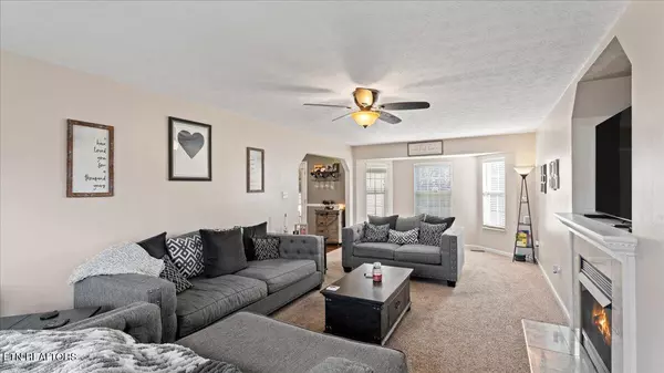 Knoxville, TN 37918,7114 Lyle Bend LN