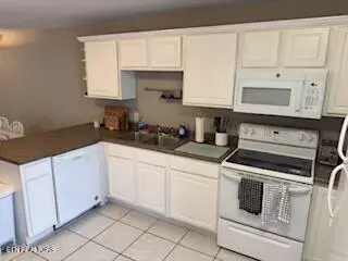 Knoxville, TN 37916,1619 Queen Anne WAY