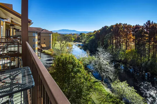 Sevierville, TN 37862,527 River Place Way #Unit445