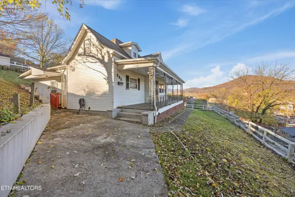 Jellico, TN 37762,335 High Street