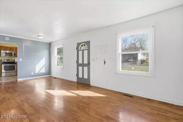 Maryville, TN 37804,312 Defoe CIR