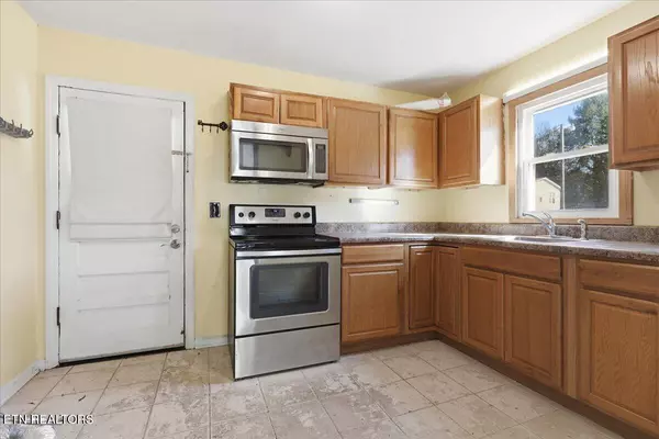 Maryville, TN 37804,312 Defoe CIR