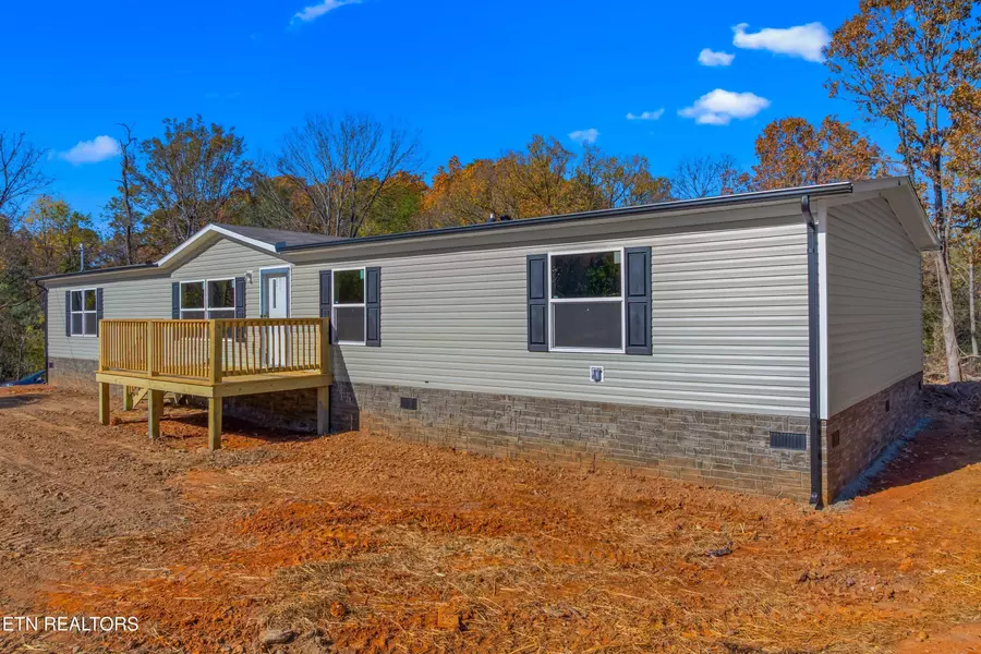 1526 Red Bud DR, Newport, TN 37821