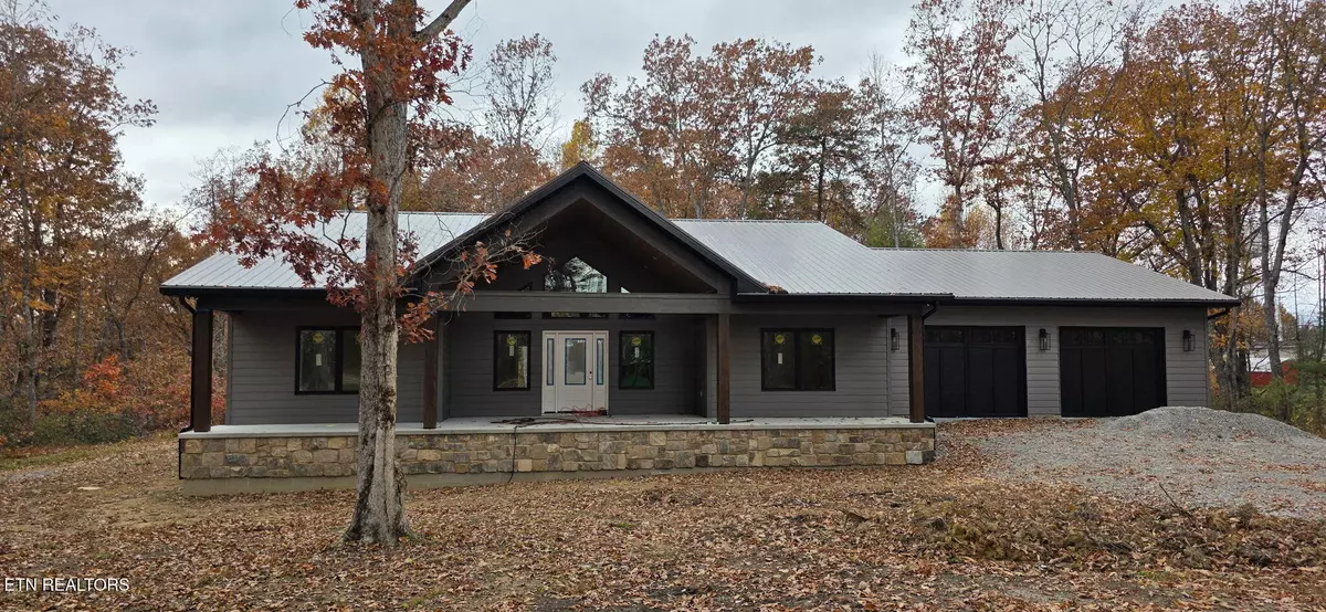 Monterey, TN 38574,12 Pine PL