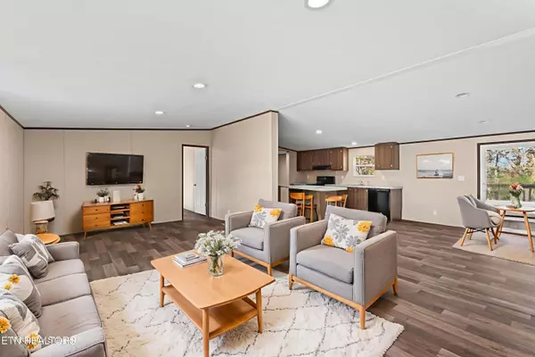 Newport, TN 37821,1053 Arrowhead DR