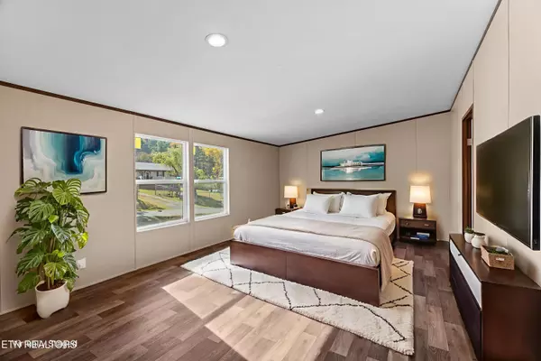 Newport, TN 37821,1053 Arrowhead DR