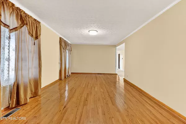 Oliver Springs, TN 37840,1480 Poplar Creek Rd