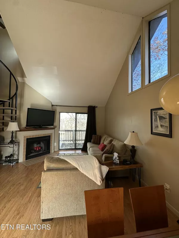 Crab Orchard, TN 37723,391 Moytoy Rd #208