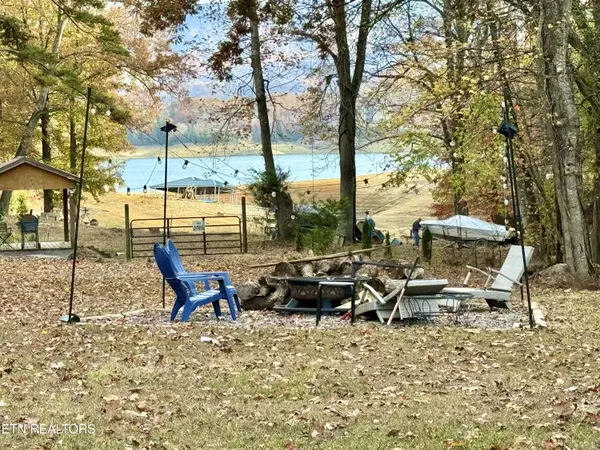 Dandridge, TN 37725,1576 Old Chisholm Tr