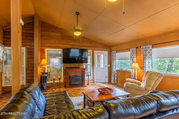 Sevierville, TN 37876,865 River Divide Rd