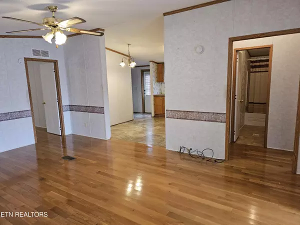 Tellico Plains, TN 37385,171 Lee Rd