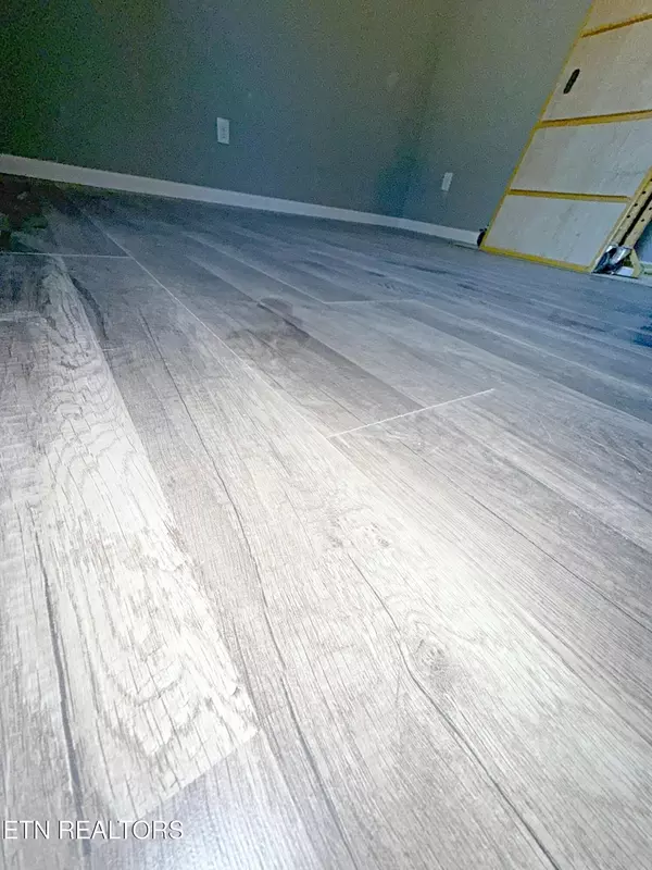 Lafollette, TN 37766,612 Fir St