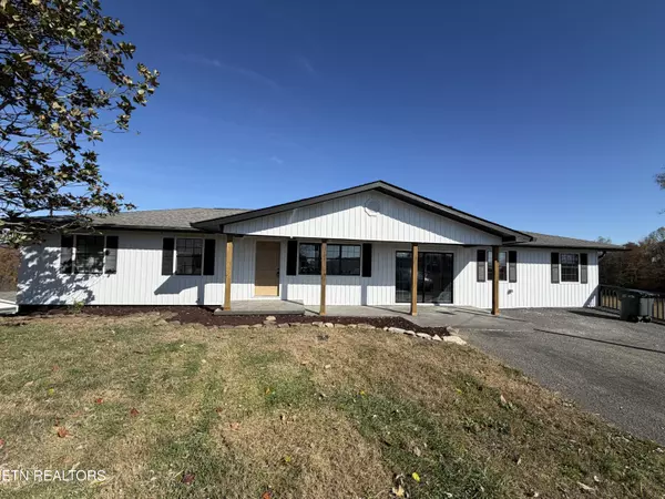 Clinton, TN 37716,328 Peach Orchard Rd