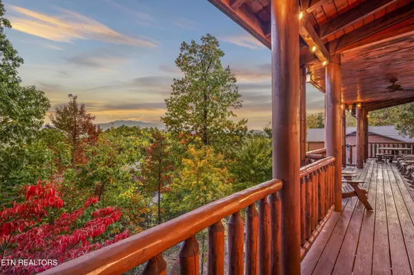 Sevierville, TN 37876,1964 Blackthorn Tr