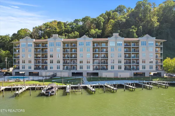 3001 River Towne WAY #402, Knoxville, TN 37920