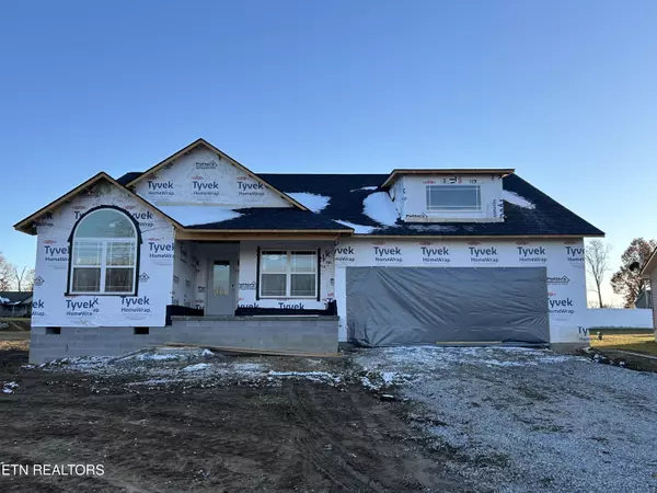 815 Colby CIR, Crossville, TN 38571