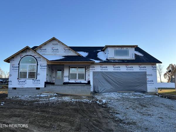 815 Colby CIR, Crossville, TN 38571