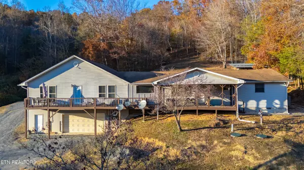 257 Dark Hollow Rd, Andersonville, TN 37705