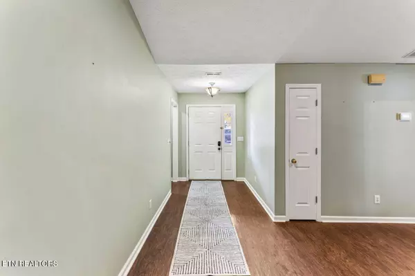 Knoxville, TN 37921,5301 Amherst Woods Lane LN