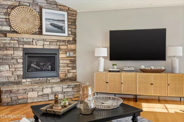 Greenback, TN 37742,115 Southcove DR