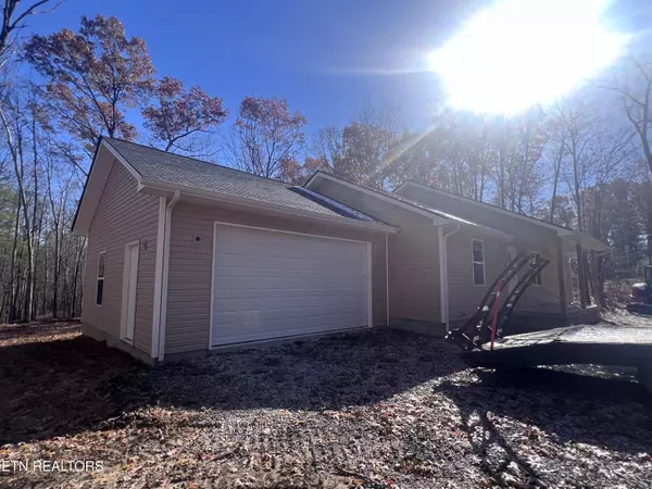 Jamestown, TN 38556,133 Jay LOOP