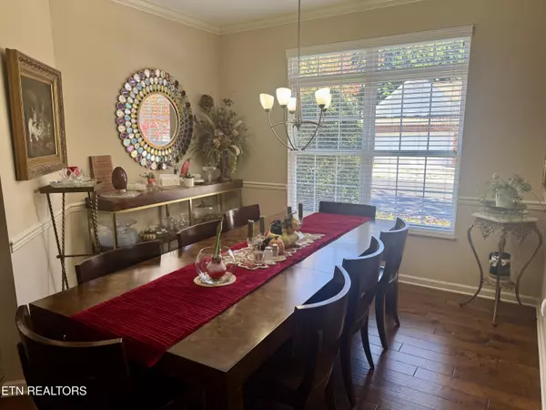 Knoxville, TN 37909,7700 Ester WAY