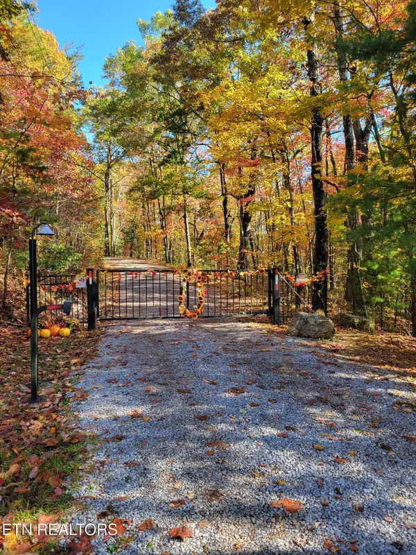 Tallassee, TN 37878,Avens LN