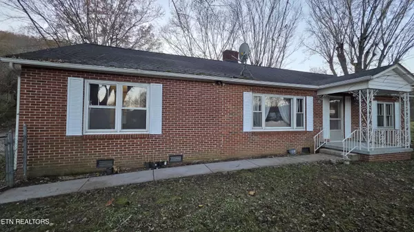 Caryville, TN 37714,992 Walden Ridge LN