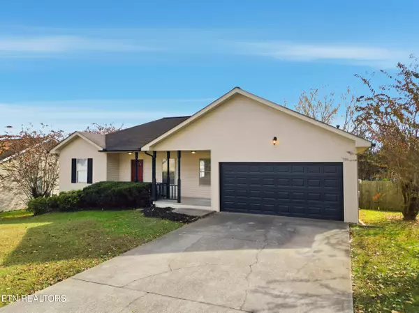 Knoxville, TN 37914,1652 Banyan LN