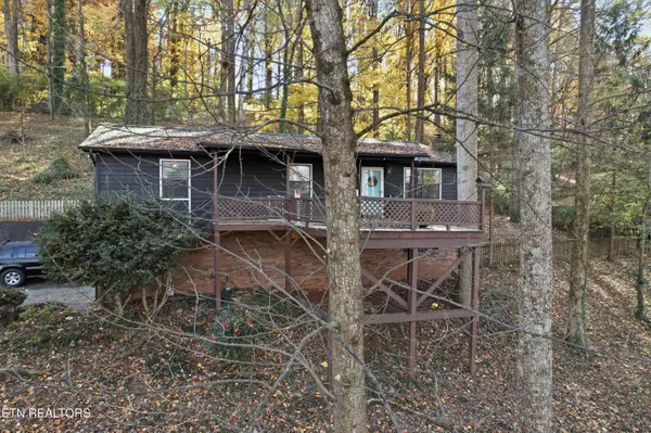 Louisville, TN 37777,1429 Crestwood DR