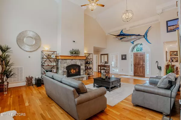 Townsend, TN 37882,7641 Powderhorn Tr