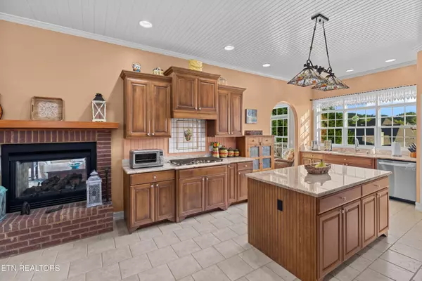 Morristown, TN 37814,2978 Wilshire Blvd