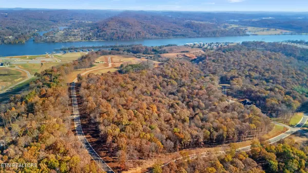 Loudon, TN 37774,2908 Old Dogwood Tr