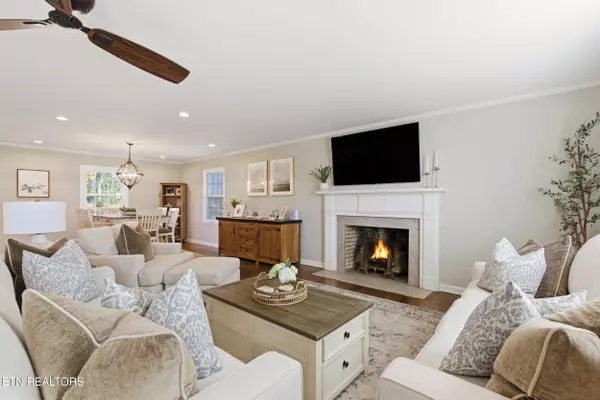 Knoxville, TN 37923,204 Whittington DR