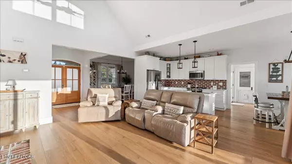 Greeneville, TN 37743,681 Grassy Creek Rd