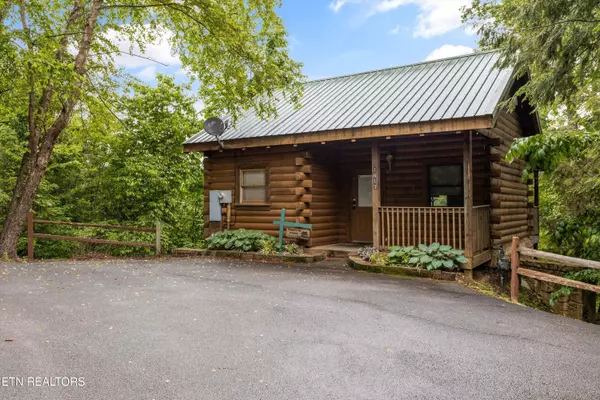 Gatlinburg, TN 37738,1613 Misty Hollow WAY
