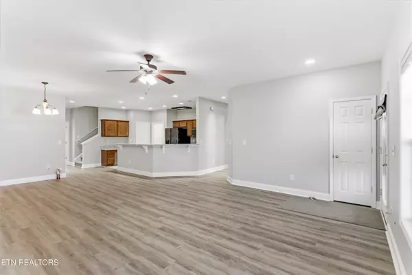 Oak Ridge, TN 37830,132 Hardinberry St