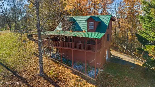 1086 Sharp Hollow Rd, Sevierville, TN 37862