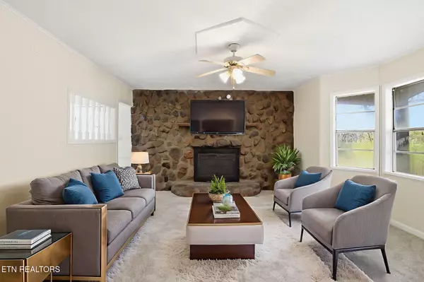 Louisville, TN 37777,3889 Quarry Rd