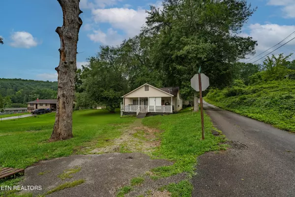 Harriman, TN 37748,713 Unaka St