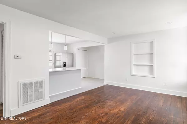 Knoxville, TN 37917,921 Shamrock Ave