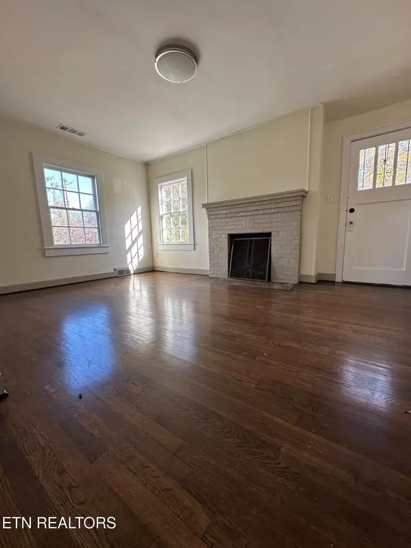 Knoxville, TN 37920,825 Gertrude Ave