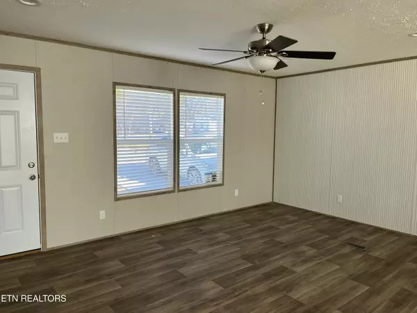 Powell, TN 37849,118 Loy LN