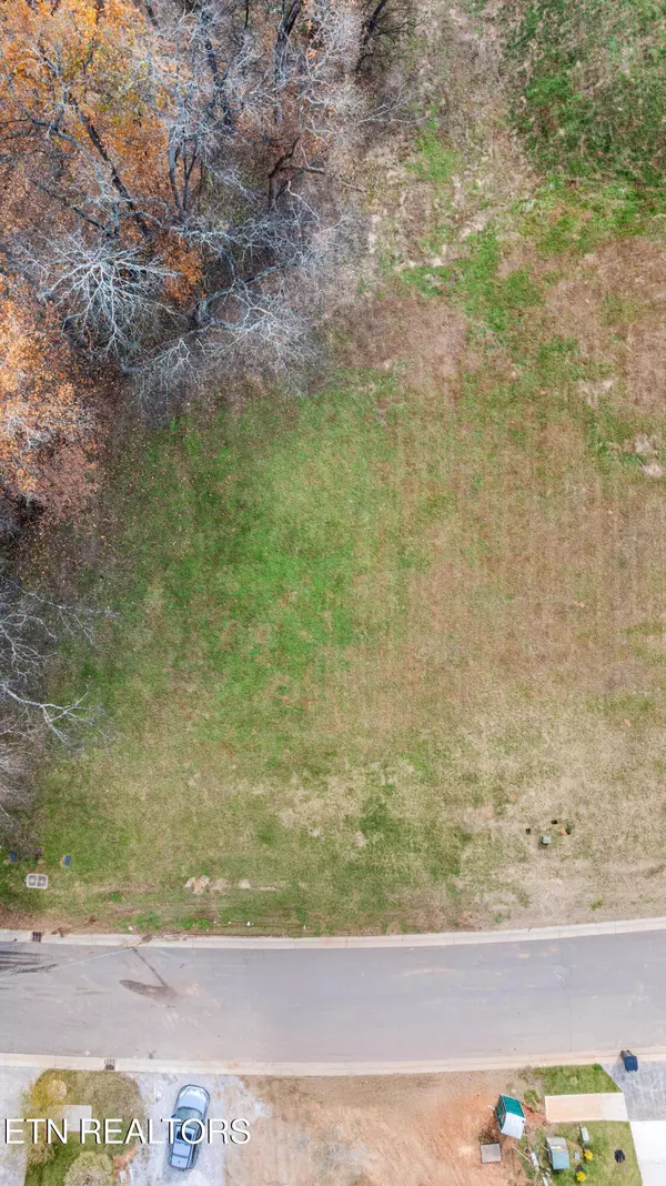 Loudon, TN 37774,3964 Persimmons Ridge Rd