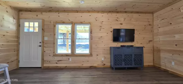 Lancing, TN 37770,910 Barnett Bridge Rd