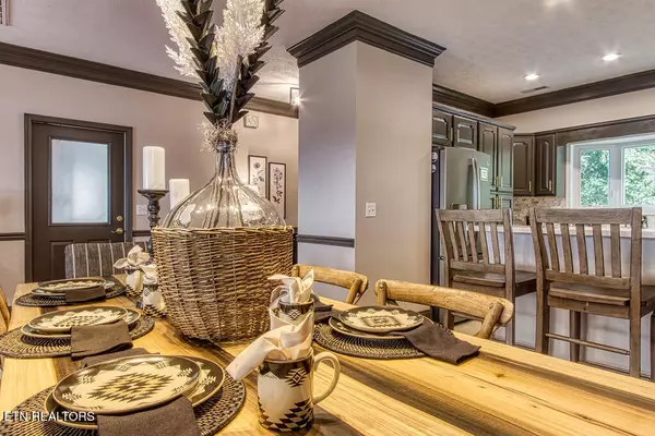 Sevierville, TN 37862,452 Maggie Mack LN